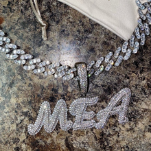 Load image into Gallery viewer, Custom name necklace
