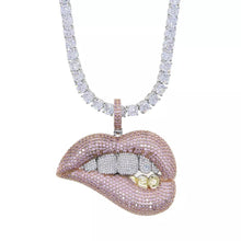 Load image into Gallery viewer, Diamond Lip Necklace