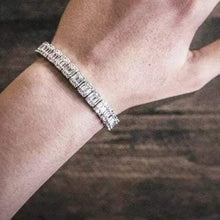 Load image into Gallery viewer, DIAMOND BAGUETTE BRACELET