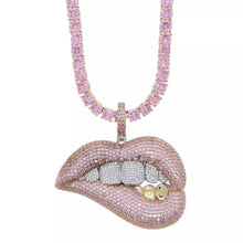 Load image into Gallery viewer, Diamond Lip Necklace