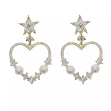 Load image into Gallery viewer, Diamonds and Pearls Heart Earrings
