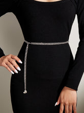 Load image into Gallery viewer, Heart Chain Belt
