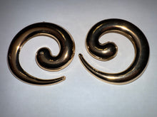 Load image into Gallery viewer, Swirled Hoops
