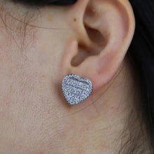 Load image into Gallery viewer, Diamond earrings , diamond heart earrings , platinum earrings
